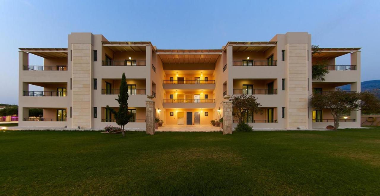 Golden Bay Hotel Apartments Mália Exterior foto