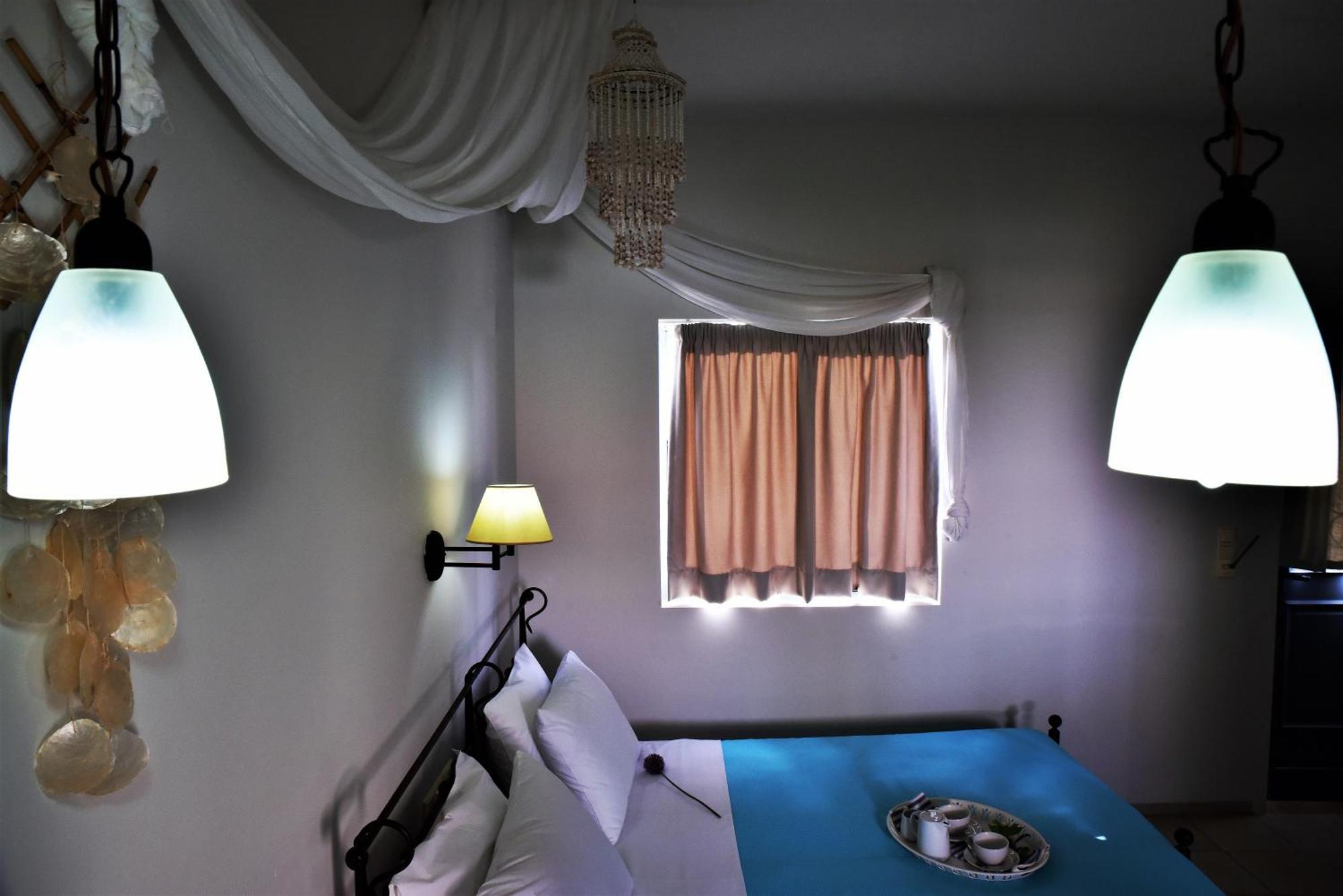 Golden Bay Hotel Apartments Mália Quarto foto